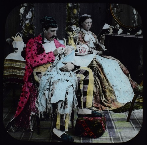 Photo victorian man feeding - man,