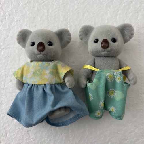 Treetop koala family - treetop, dad