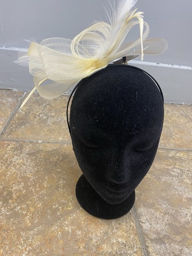 Cream looped fascinator - cream,