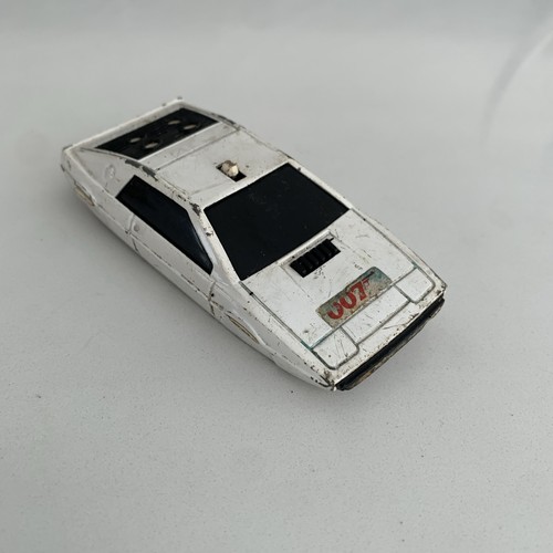 Vintage james bond - bond, lotus