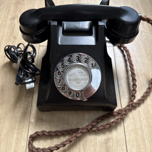 Vintage black bakelite - vintage,