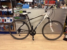 Used Carrera Crossfire 700C Wheels 19" Frame Hybrid White/Red Bike