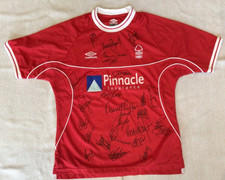 Team Signed Vintage Nottingham