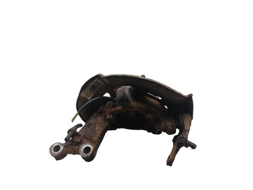 Toyota avensis hub stub - hub,