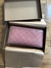 Classic Gucci CG emblemed zip