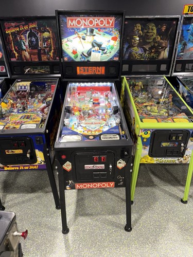 Monopoly pinball machine - monopoly,