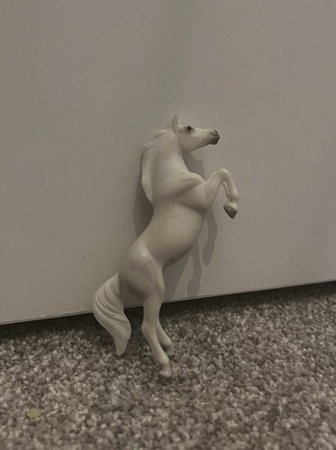 Breyer horse stablemate 1402 - breyer,