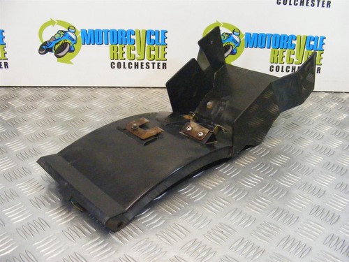 Suzuki gsxr 400 panel - suzuki,