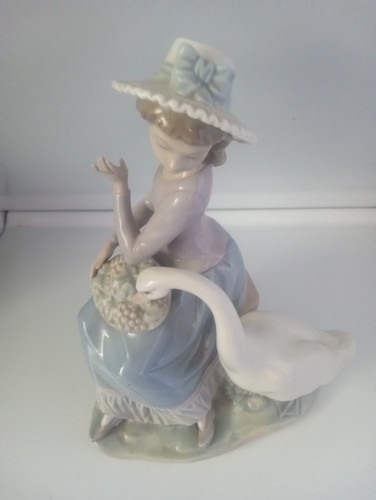 Lladro 5034 goose trying - lladro,