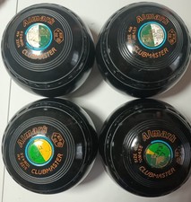 Almark Clubmaster Bowls.  Set