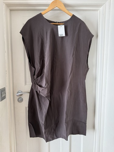 Dark mole brown - h&m,