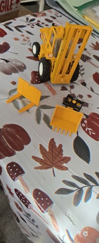 Britains 9513 scale - 1:32,