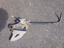 YAMAHA YZF 250 YZ250F WR250F WR 450F..REAR BRAKE CALIPER/HANGER..