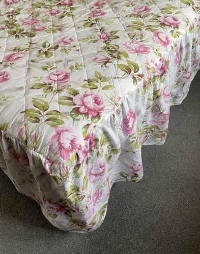 Vintage floral quilted - floral,