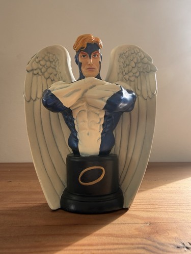 Bowen marvel men bust - bust, statue