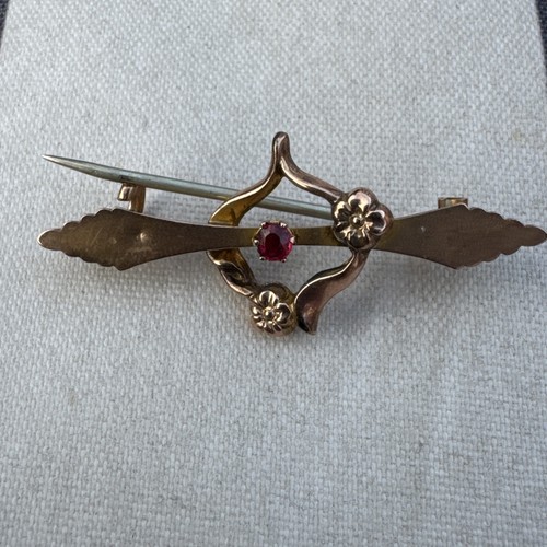 9ct 375 gold garnet - 9ct,