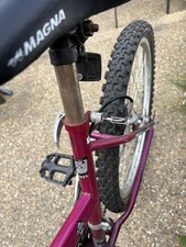 Magna Cliff Runner 18 Speed