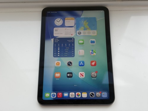 Good condition apple - apple, ipad