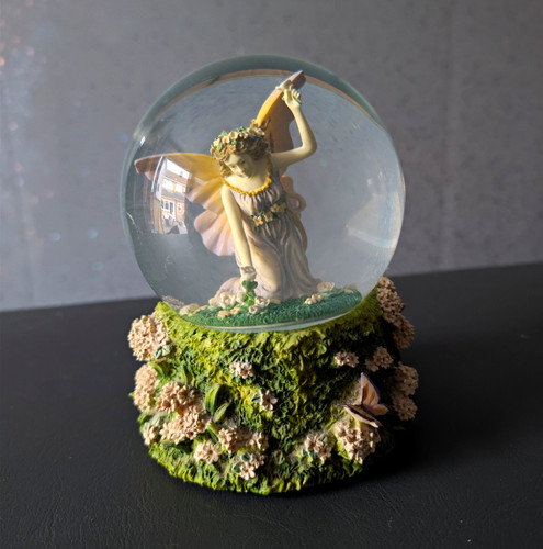 Vintage fairy glass musical - vintage,