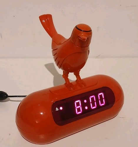 Vintage red habitat robot - vintage,