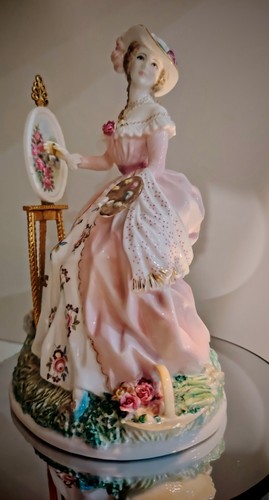 Royal worcester figurine the - ,