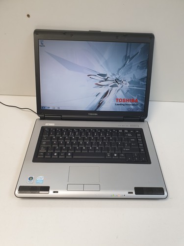 Toshiba equium l40 10um - l40-10um, 15.4"