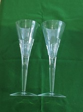 Jasper Conran Champagne Flutes “Ice Pattern” X 2 Tall (260mm)
