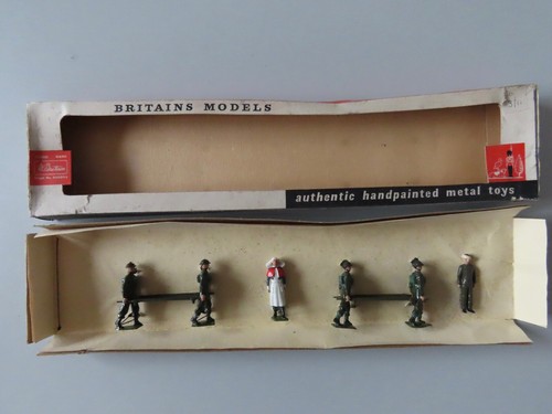 Britains 9173 royal army - britains,