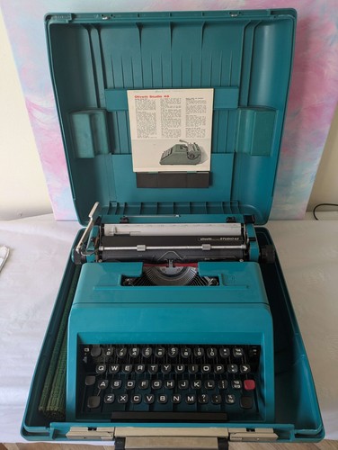 Vintage olivetti studio - vintage, 45