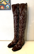 Cuba Leather Swirl Stitch