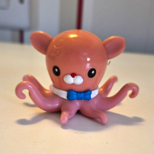 Pink octopus figurine toy - pink,