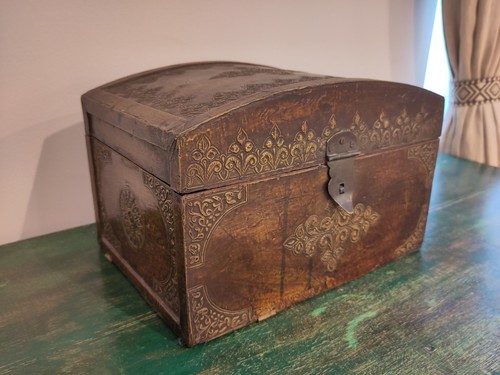Vintage antique dark wood - antique,
