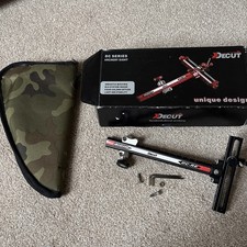 Decut 120 Click Recurve Archery Bow Sight - Right or Left Handed - Black