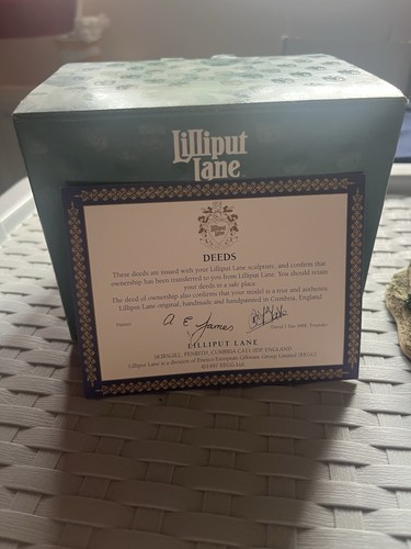 Lilliput lane miniature resin - lilliput,
