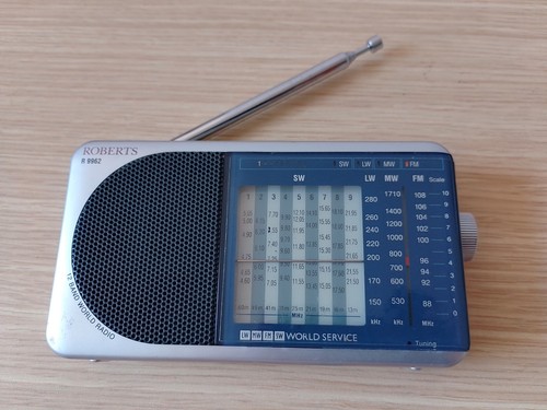Roberts r9962 portable - r9962, silver