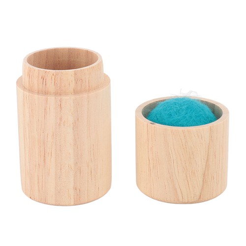 Wooden sewing needles holder - needles,