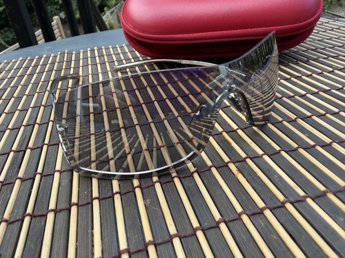 Italian unisex sunglasses with