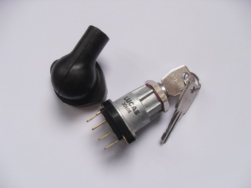 Lucas ignition switch - ignition, tri
