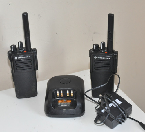 Motorola dp4400e radio uhf - radio,