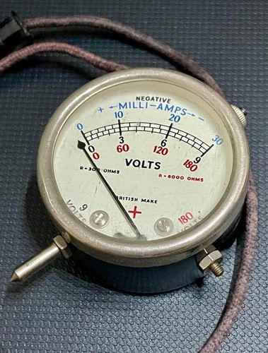 Vintage ww2 voltmeter volt - vintage,