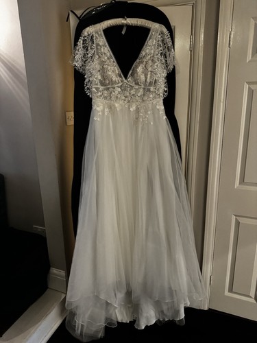 Kelsey rose wedding dress - kelsey,