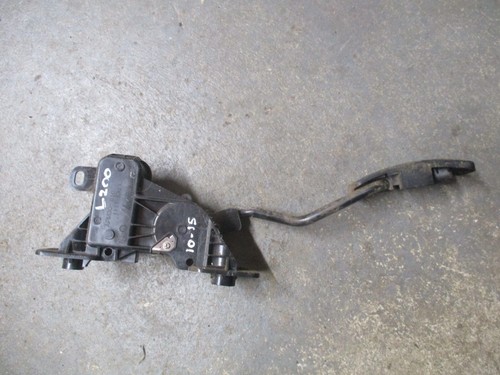 Mitsubishi l200 throttle pedal - mitsubishi,