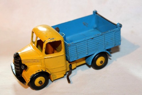 Dinky 25m end tipper - end, truck
