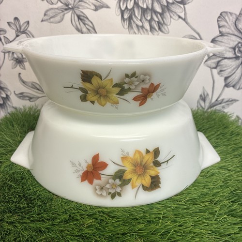 Pyrex autumn glory vintage - pyrex,