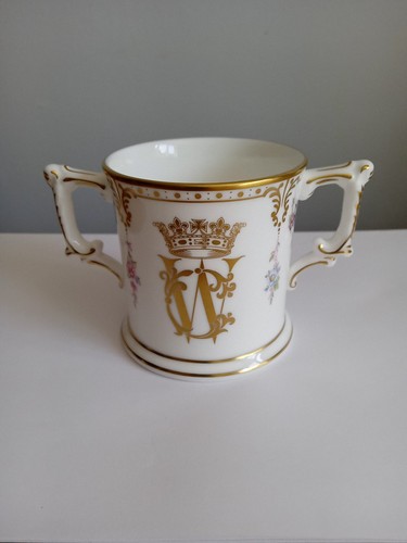 Royal crown derby - royal,