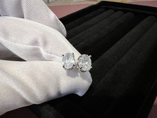 Oval Cut 1.0ct Diamond