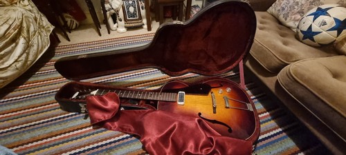 Epiphone 50s semi acoustic