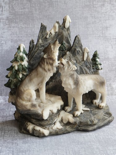 Wolf pair howling wolves snowy - wolf,