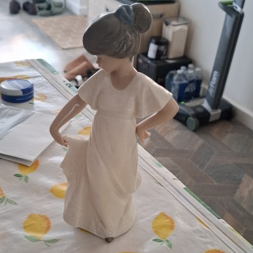 Nao for lladro - lladro,