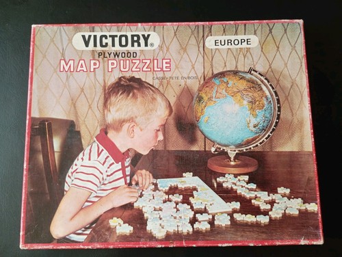 Vintage victory wooden map - vintage,